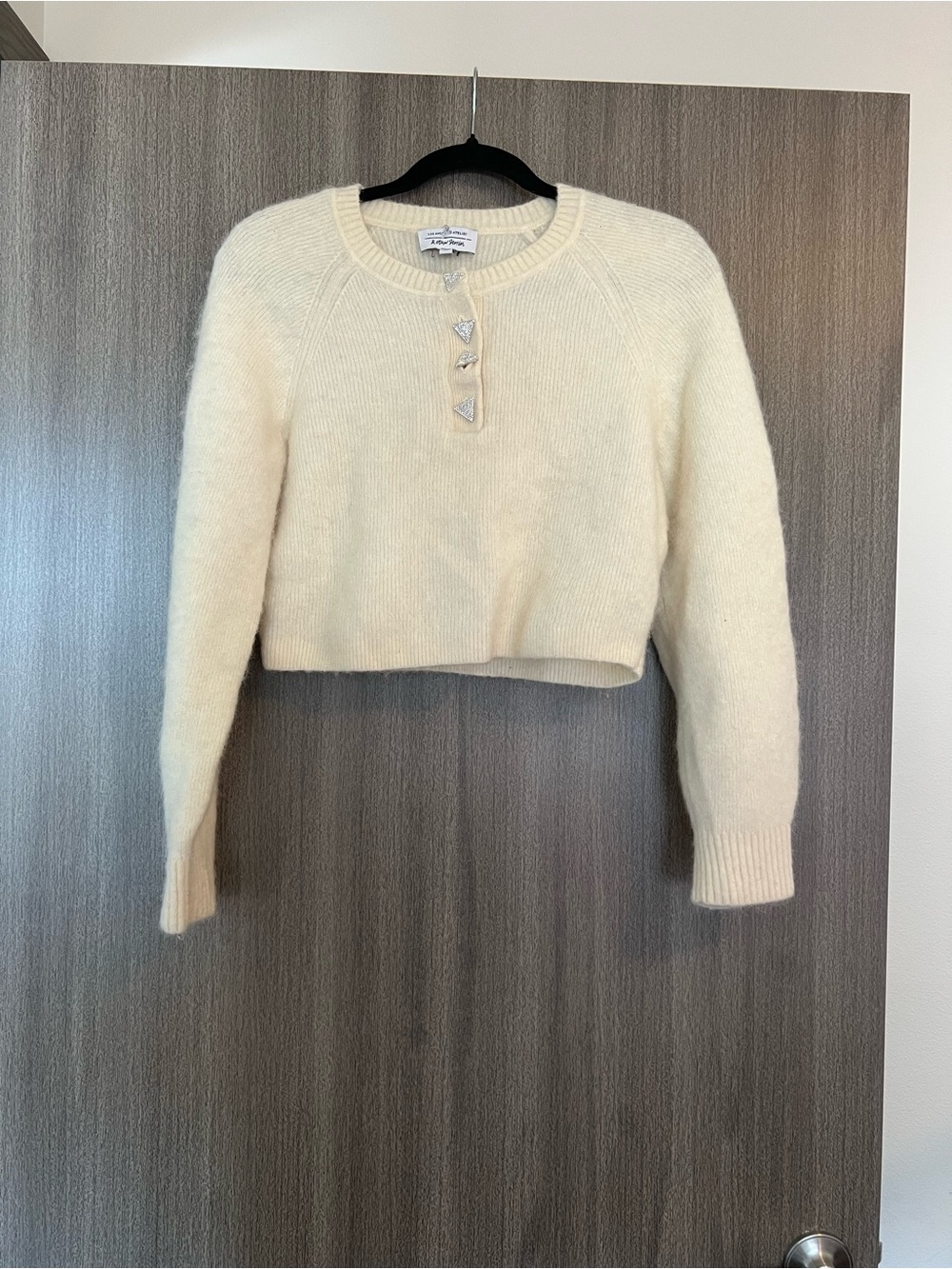 & Other Stories Cream Cropped Crewneck Sweater with Decorative Buttons